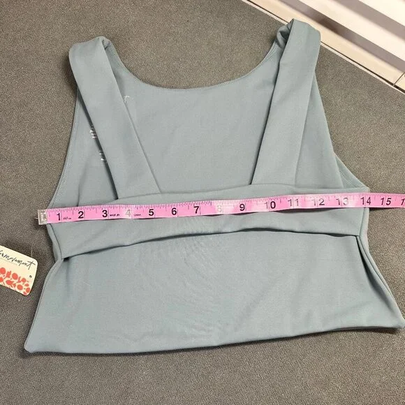🔥 Free People Movement Open Back Crop Top - Slate Blue - Size M - NWT 💪💙 - Picture 3 of 9